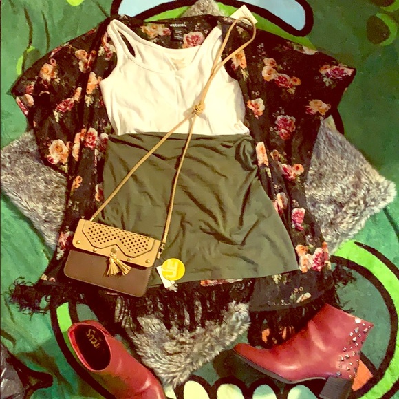 SAM EDELMAN bootys - Picture 2 of 5